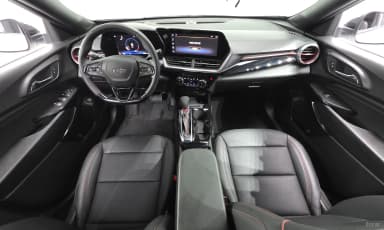 Trax Crossover