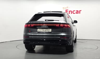 Q8 (4M)