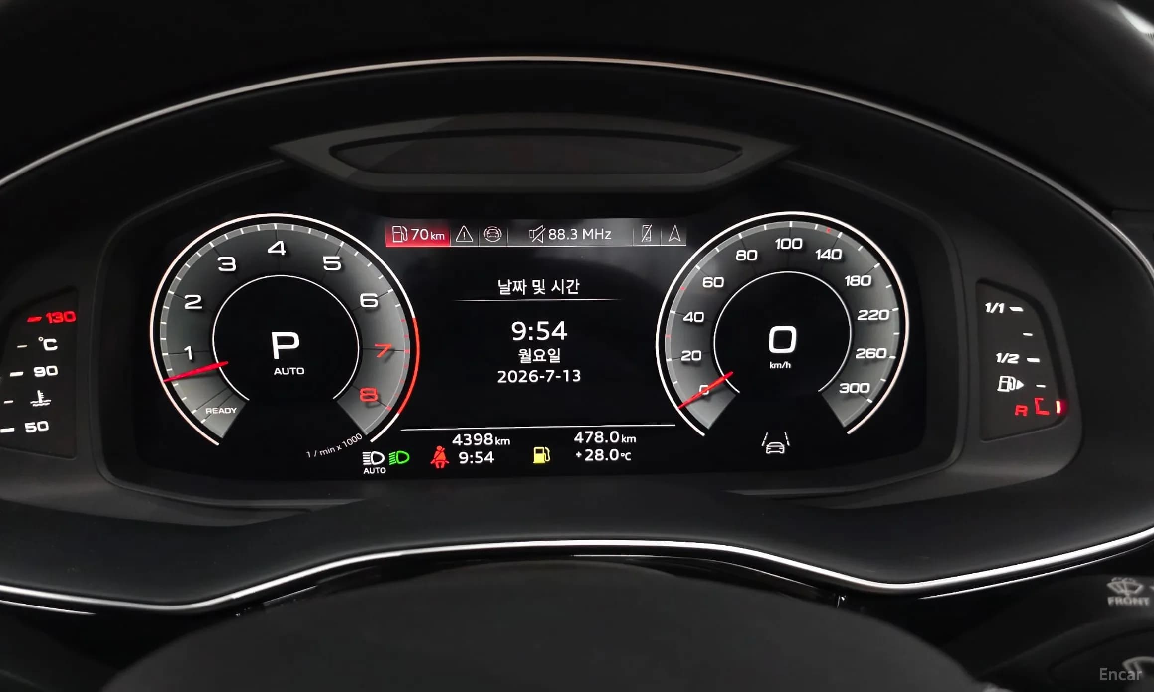 Q8 (4M)