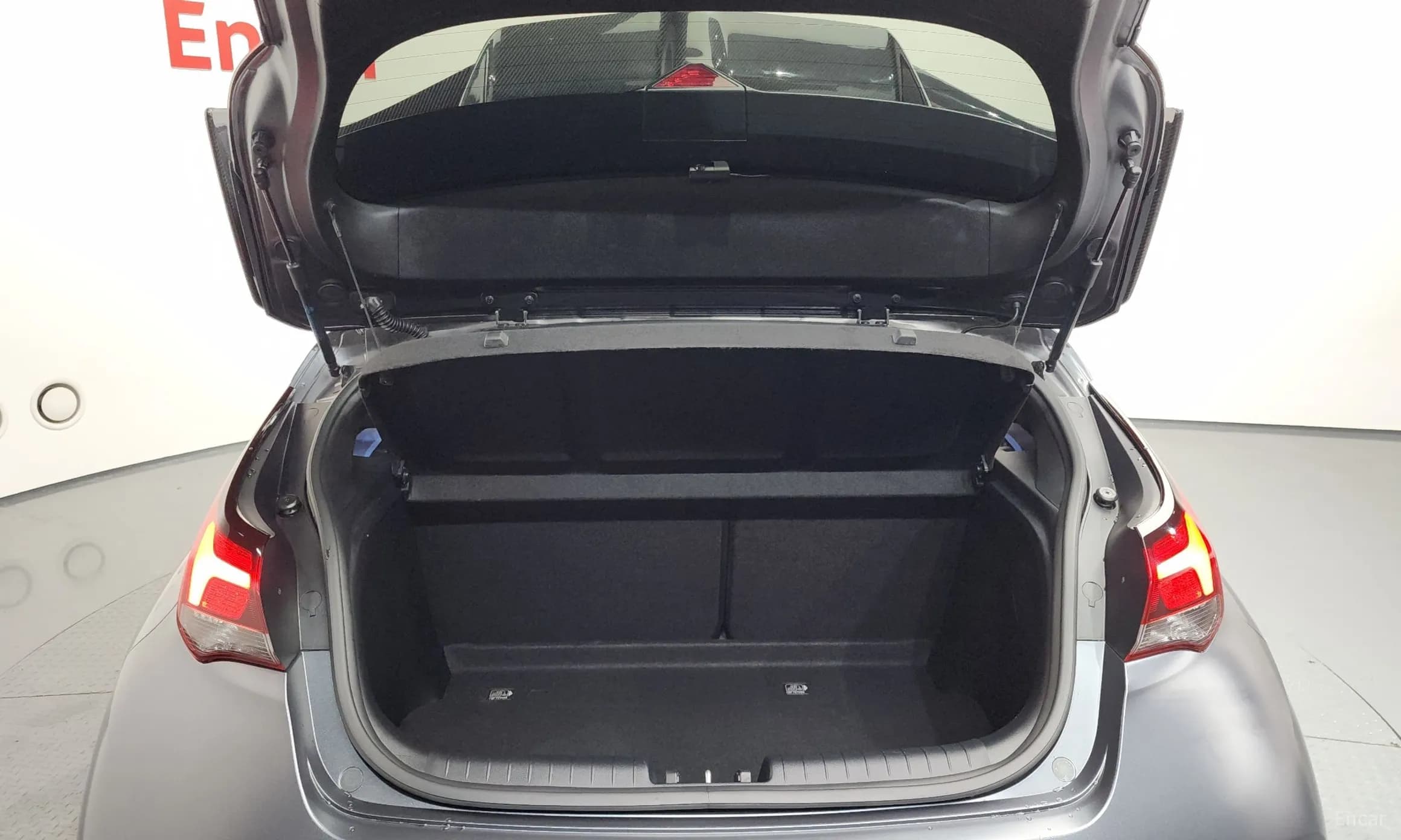 Veloster (JS)