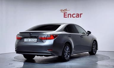 New ES300h