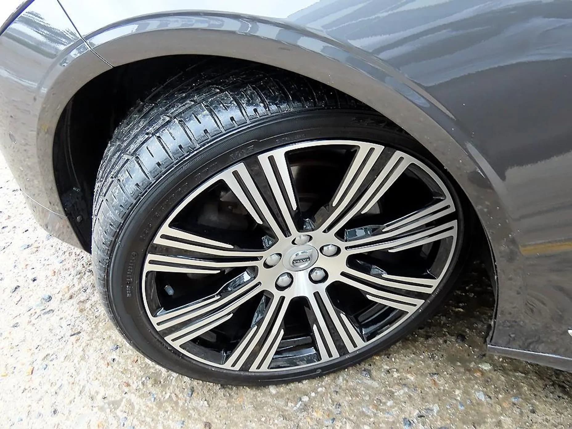 S90