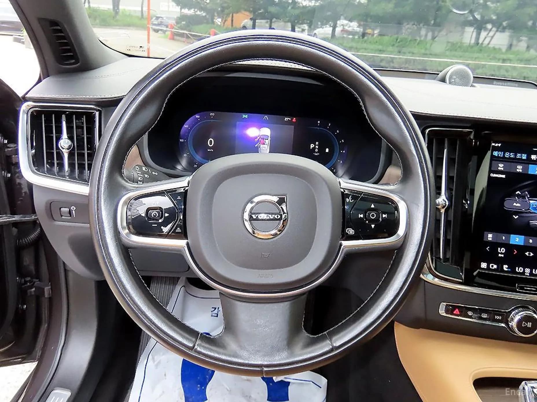 S90
