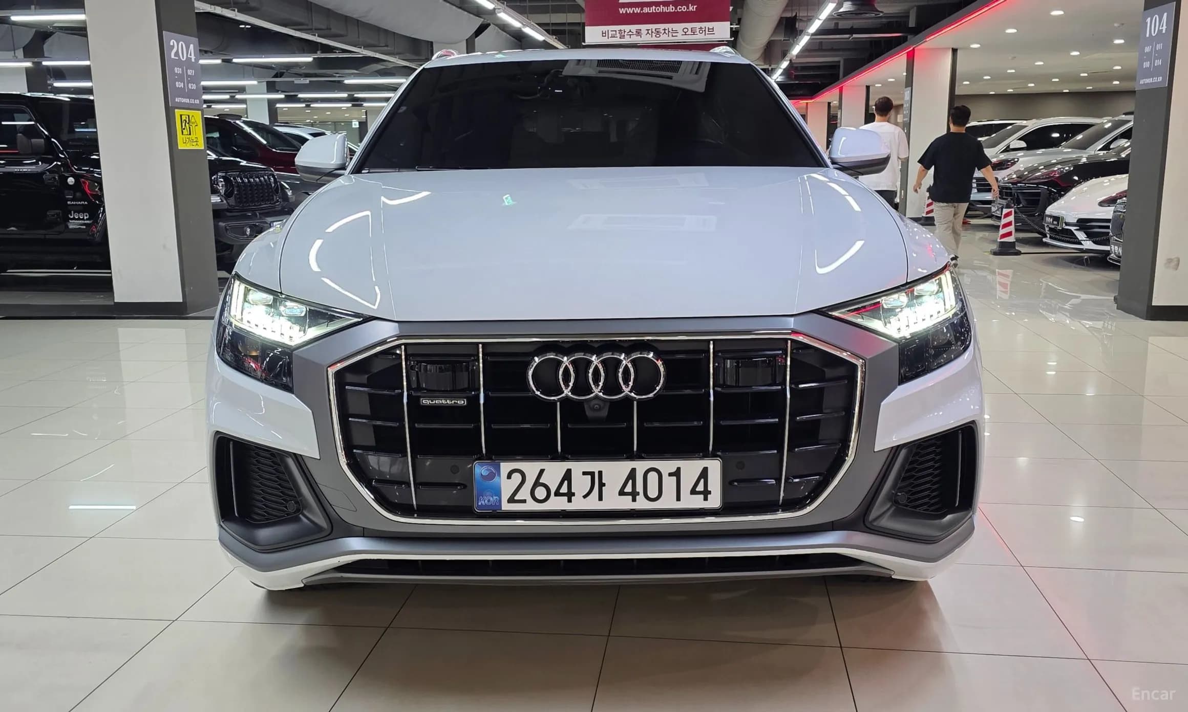 Q8 (4M)