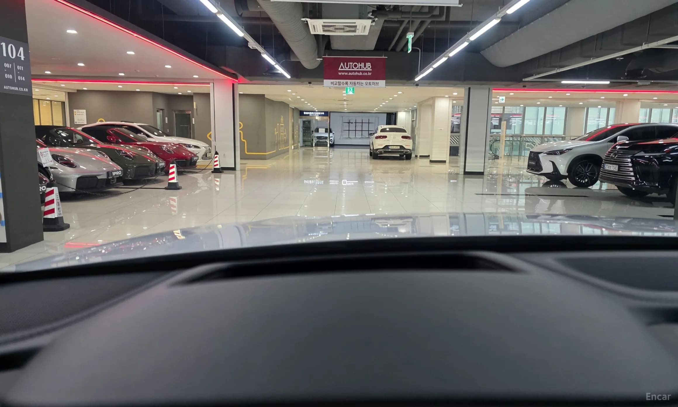 Q8 (4M)