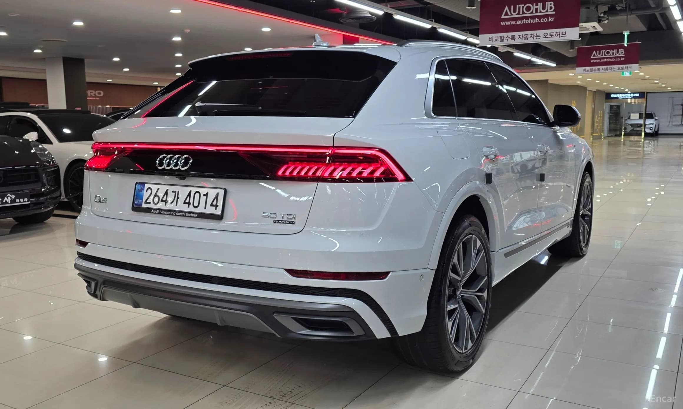 Q8 (4M)