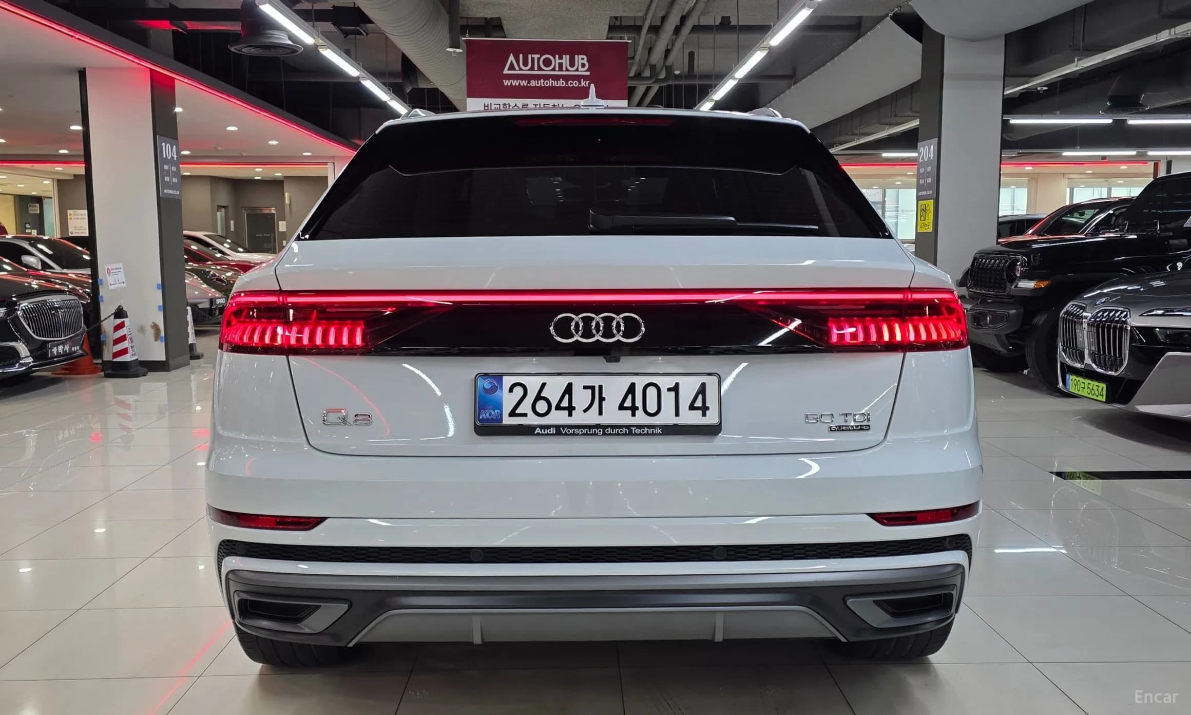 Q8 (4M)