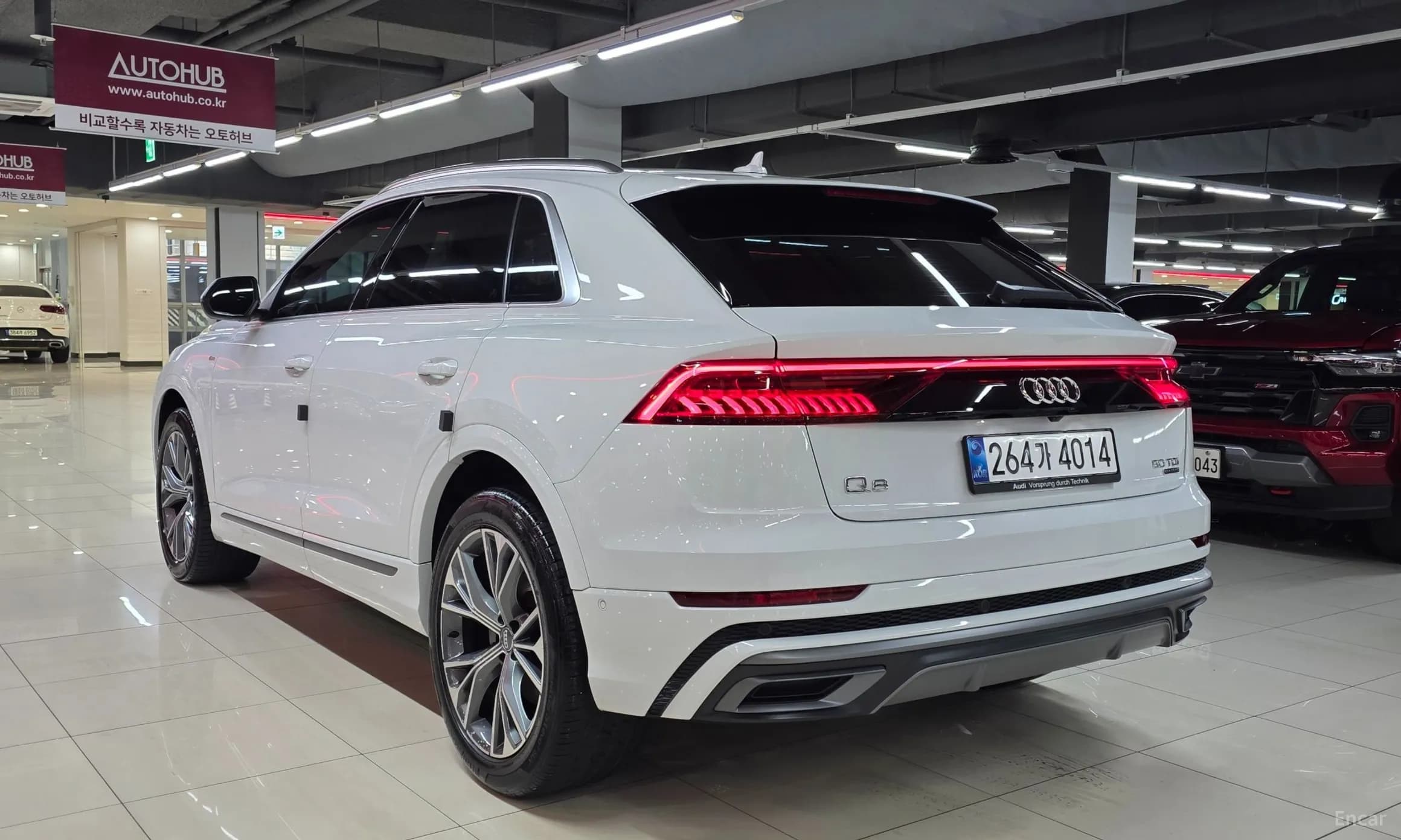 Q8 (4M)