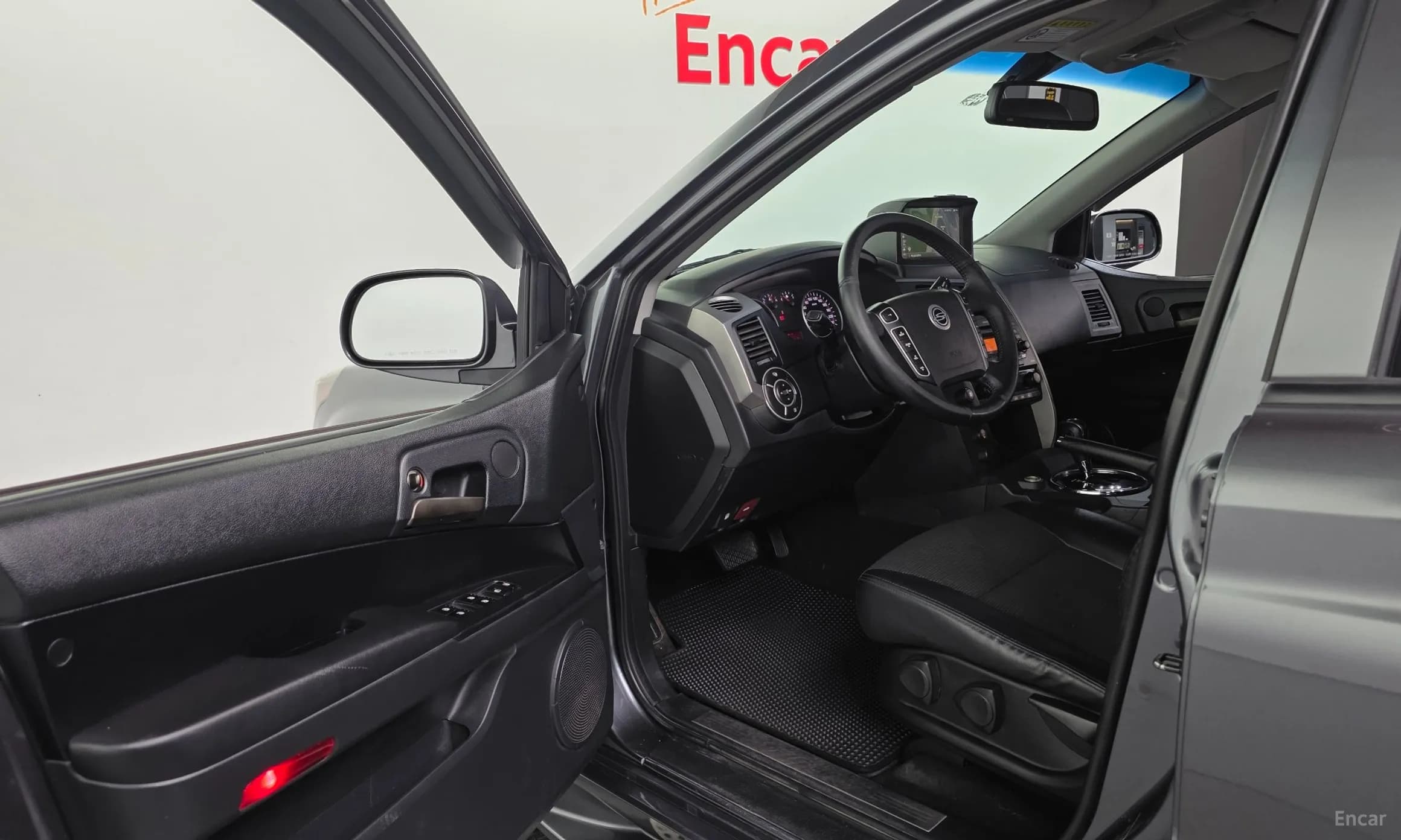 Korando Sports