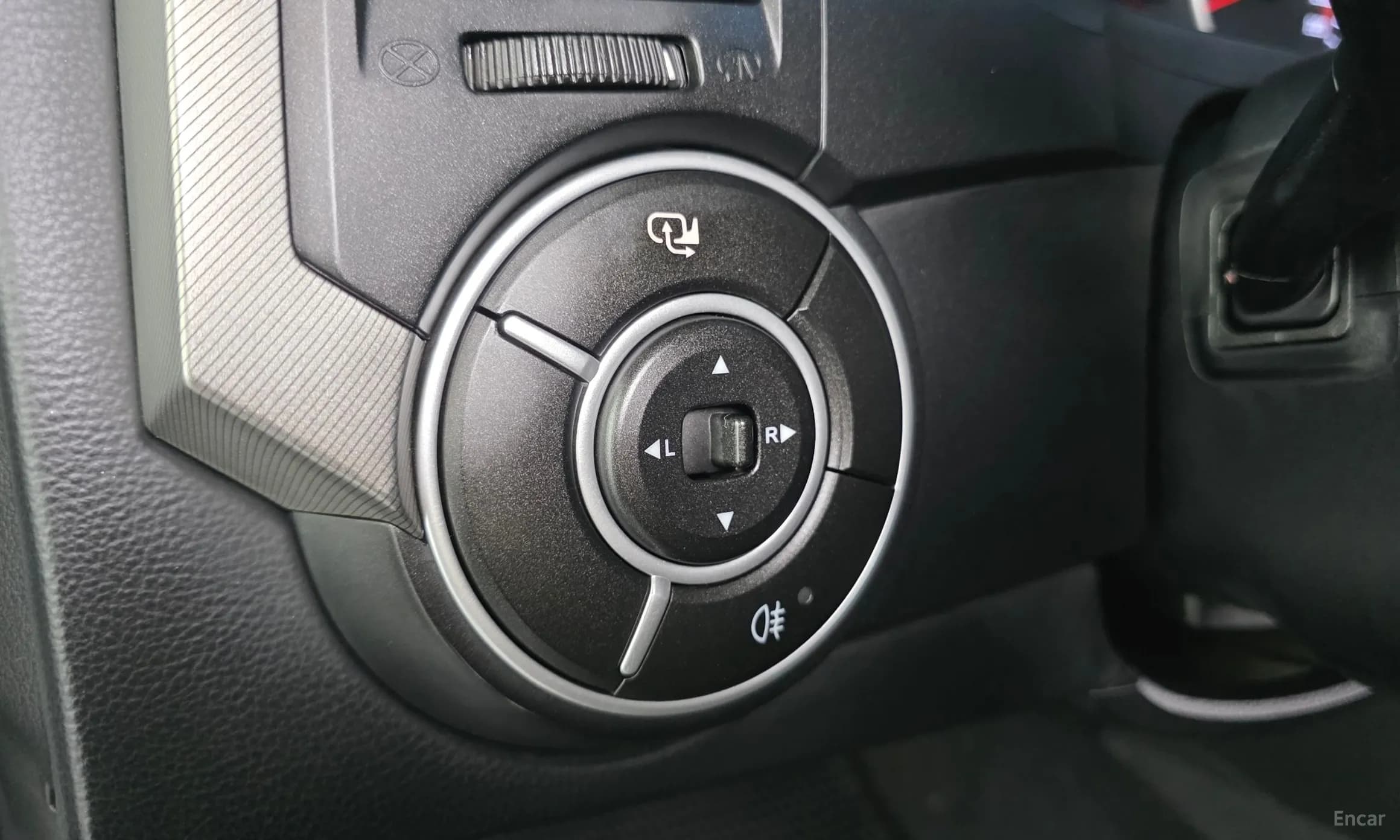 Korando Sports