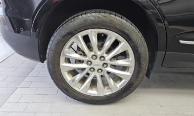 XT5