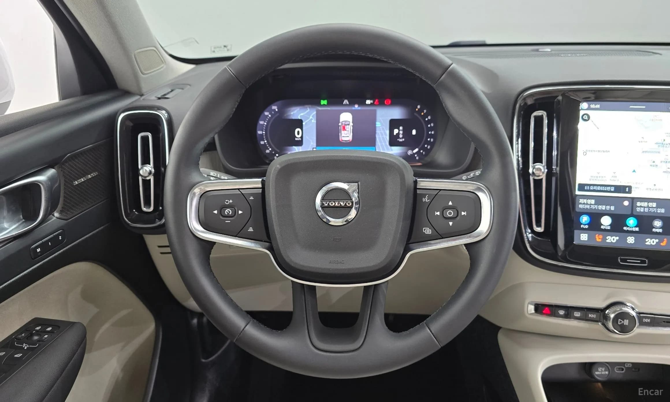 XC40