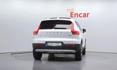 XC40