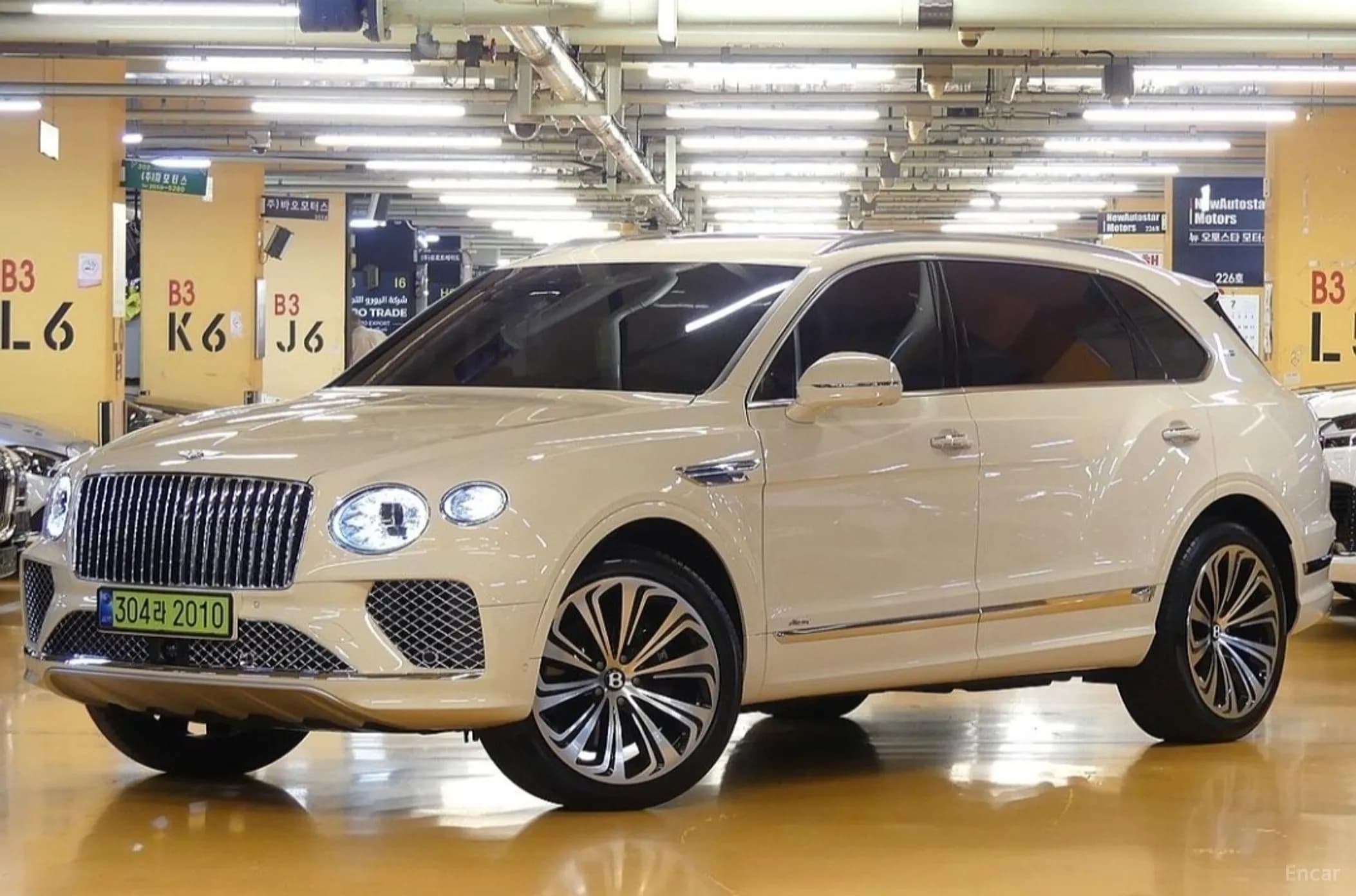 Bentayga