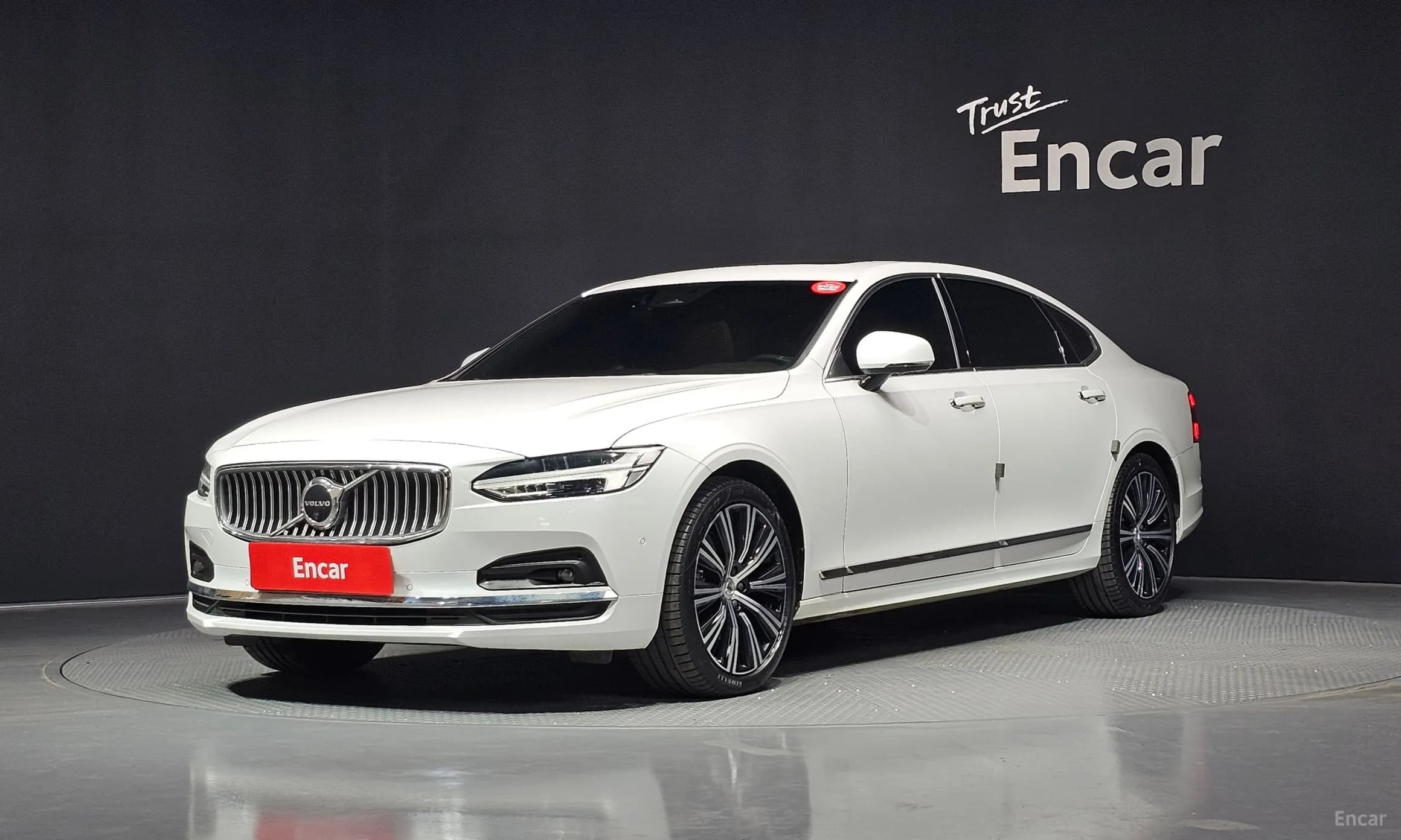 S90