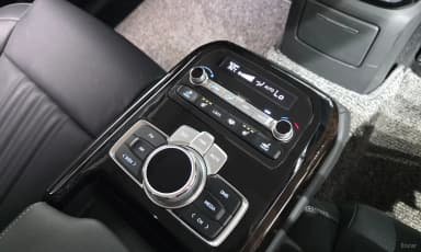 G90