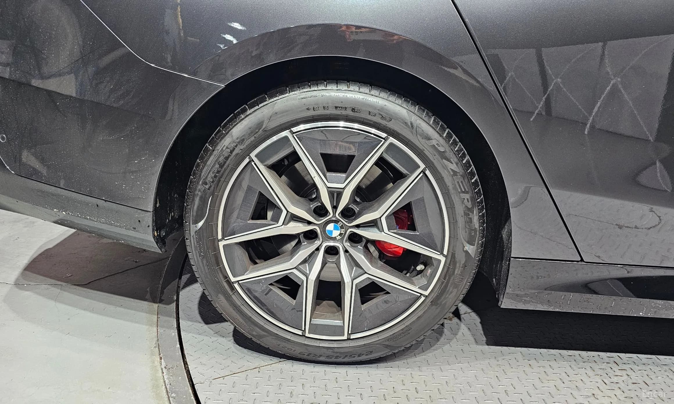 5 Series (G60)