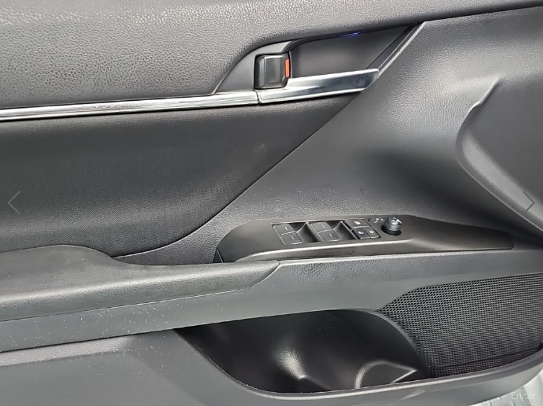 Camry (XV70)