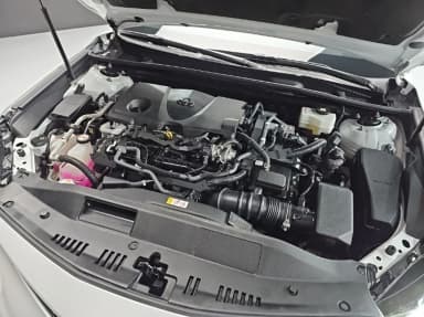 Camry (XV70)