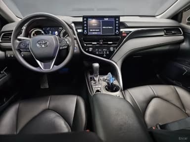 Camry (XV70)