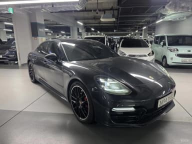 Panamera (971)