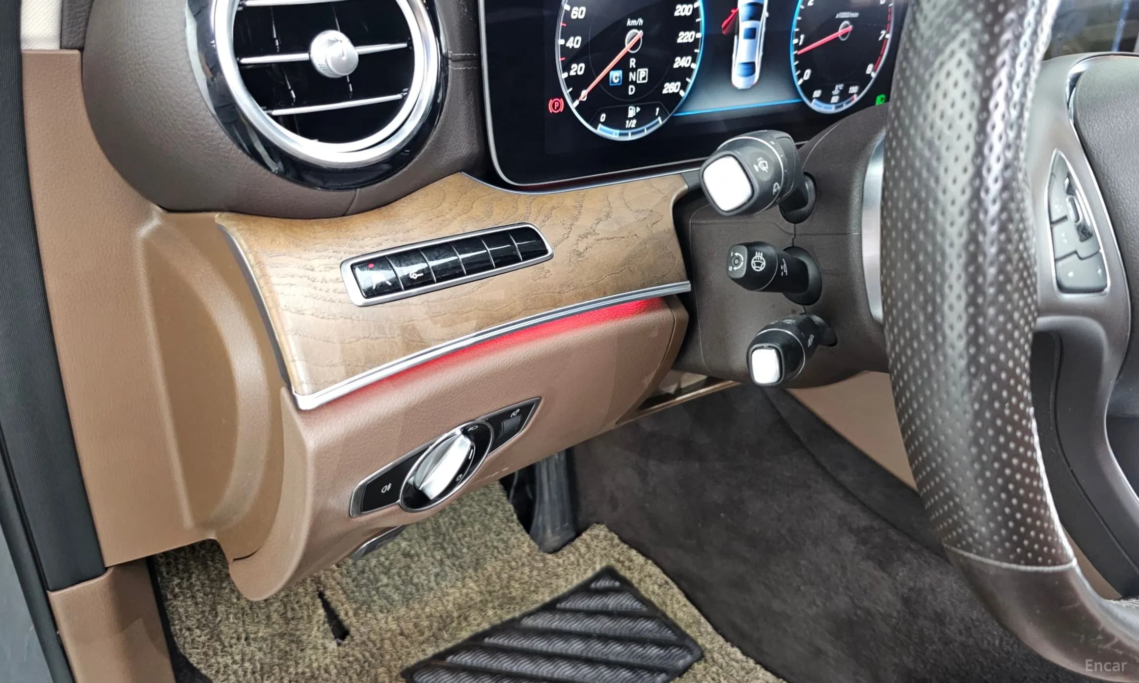 E-Class W213