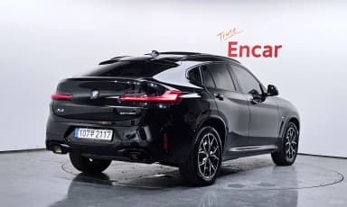 X4 (G02)