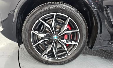 X4 (G02)