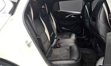 Q30