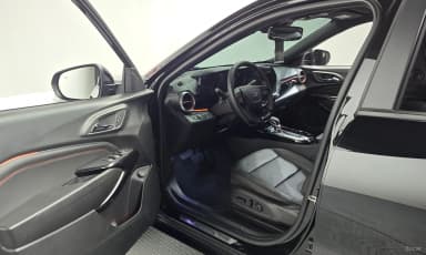 Trax Crossover