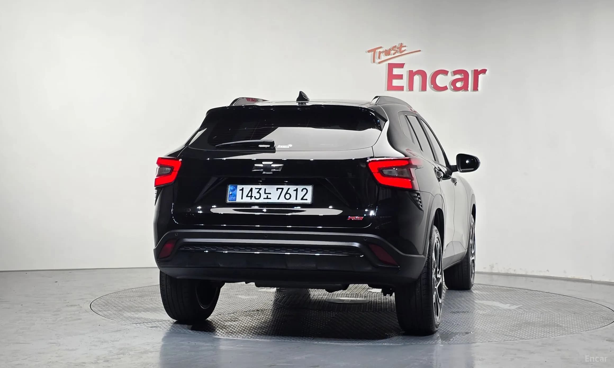 Trax Crossover