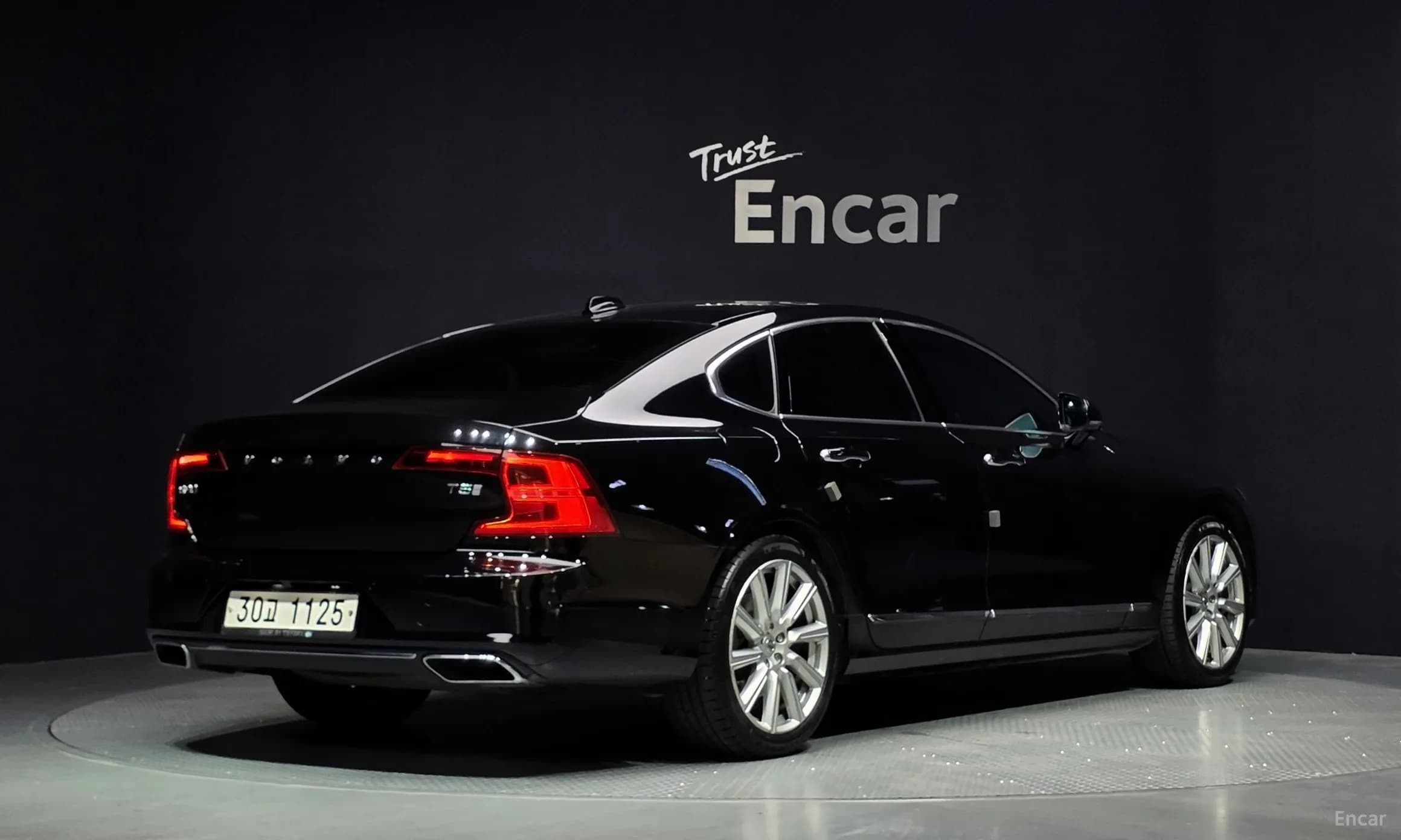S90
