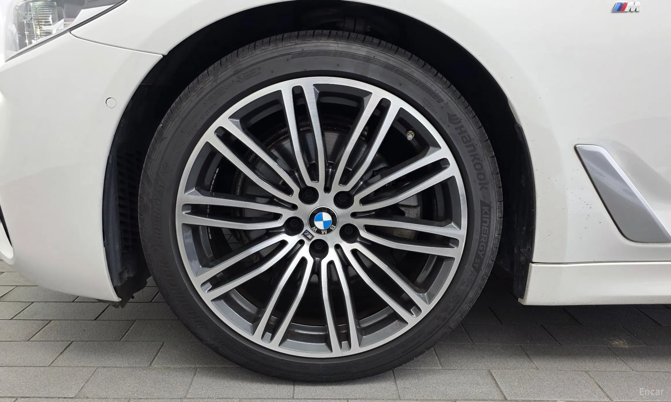 5 Series (G30)
