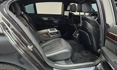 7 Series (G11)