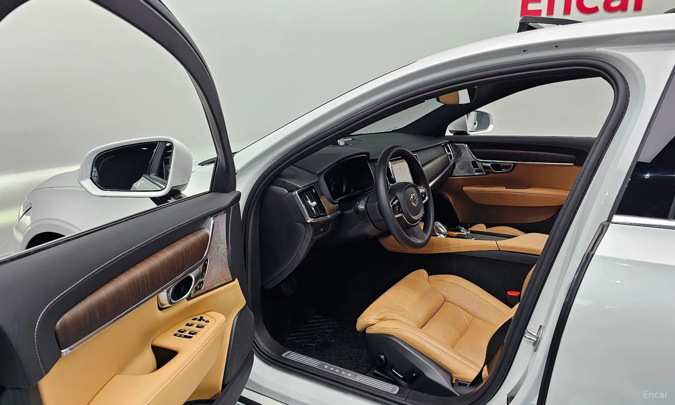S90