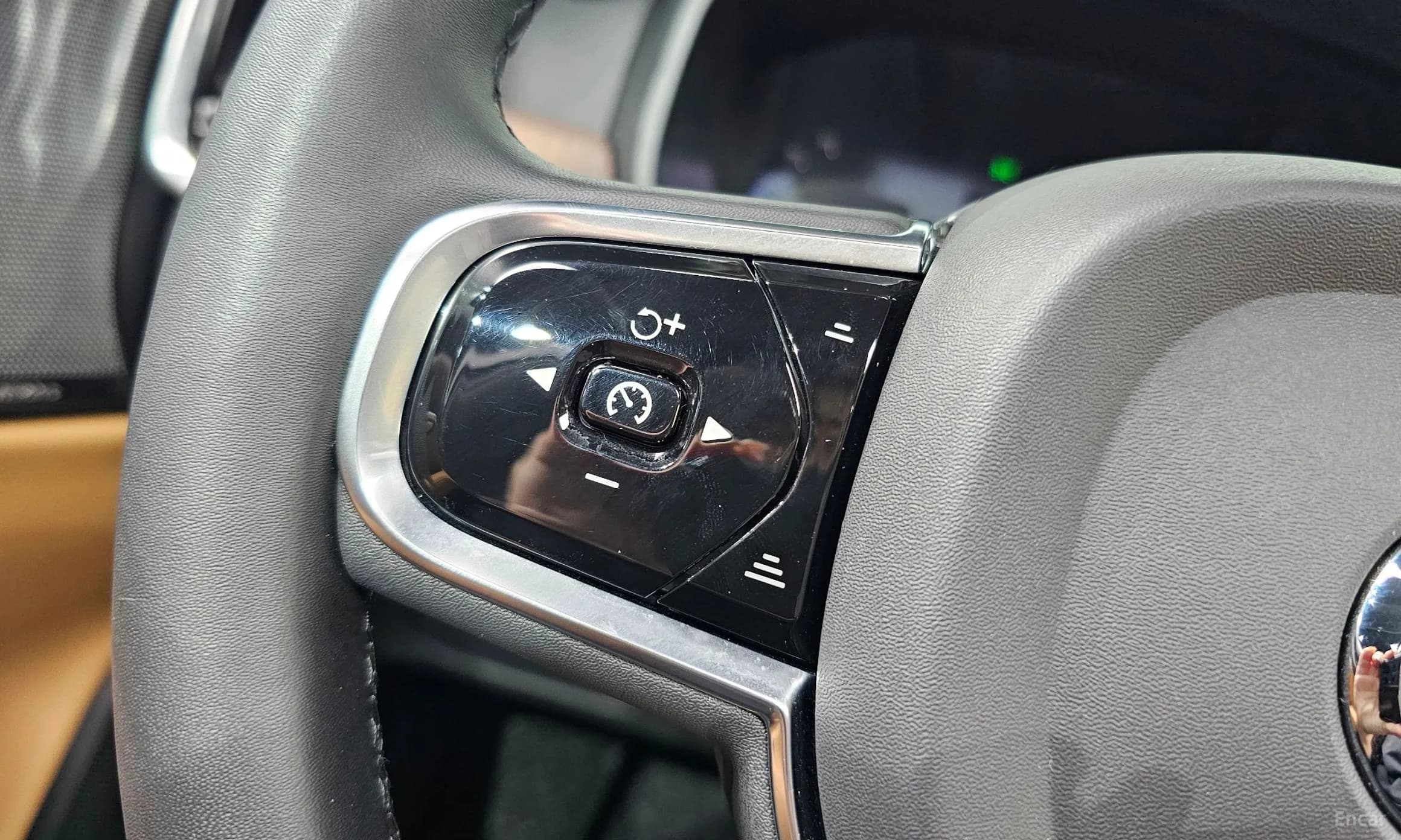 S90