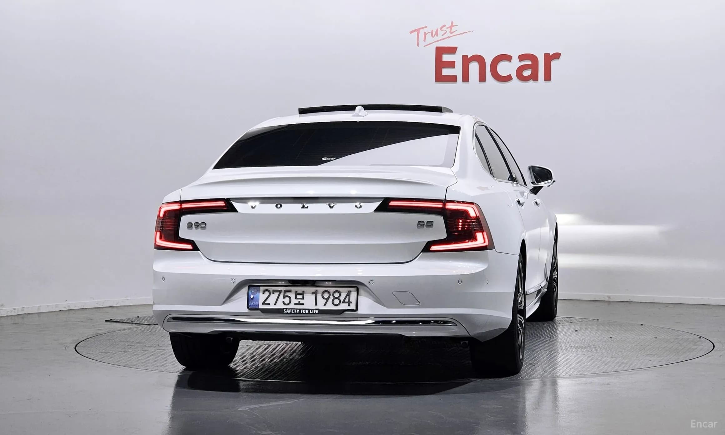 S90