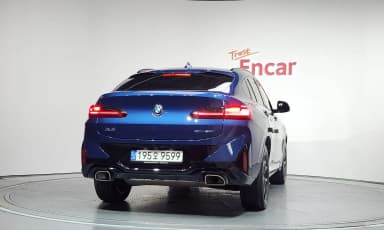 X4 (G02)