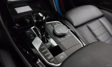 X4 (G02)