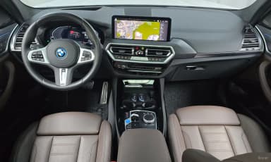 iX3