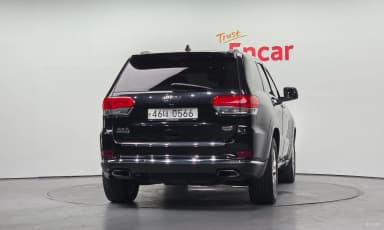 Grand Cherokee