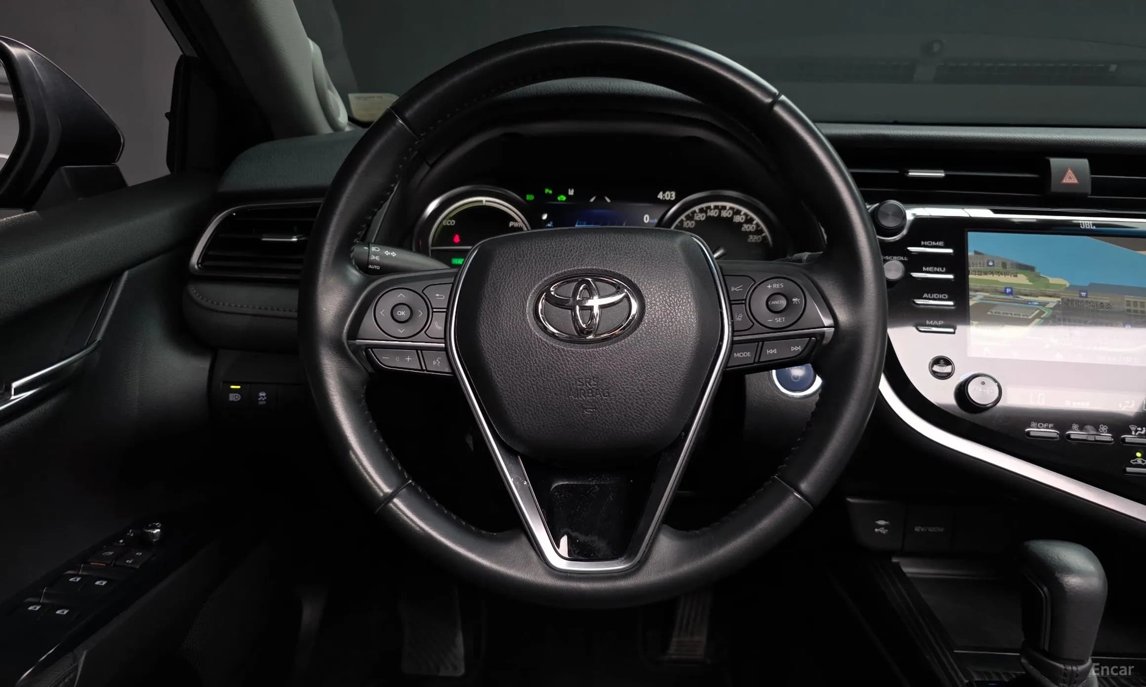 Camry (XV70)