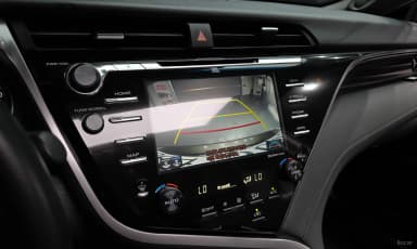 Camry (XV70)