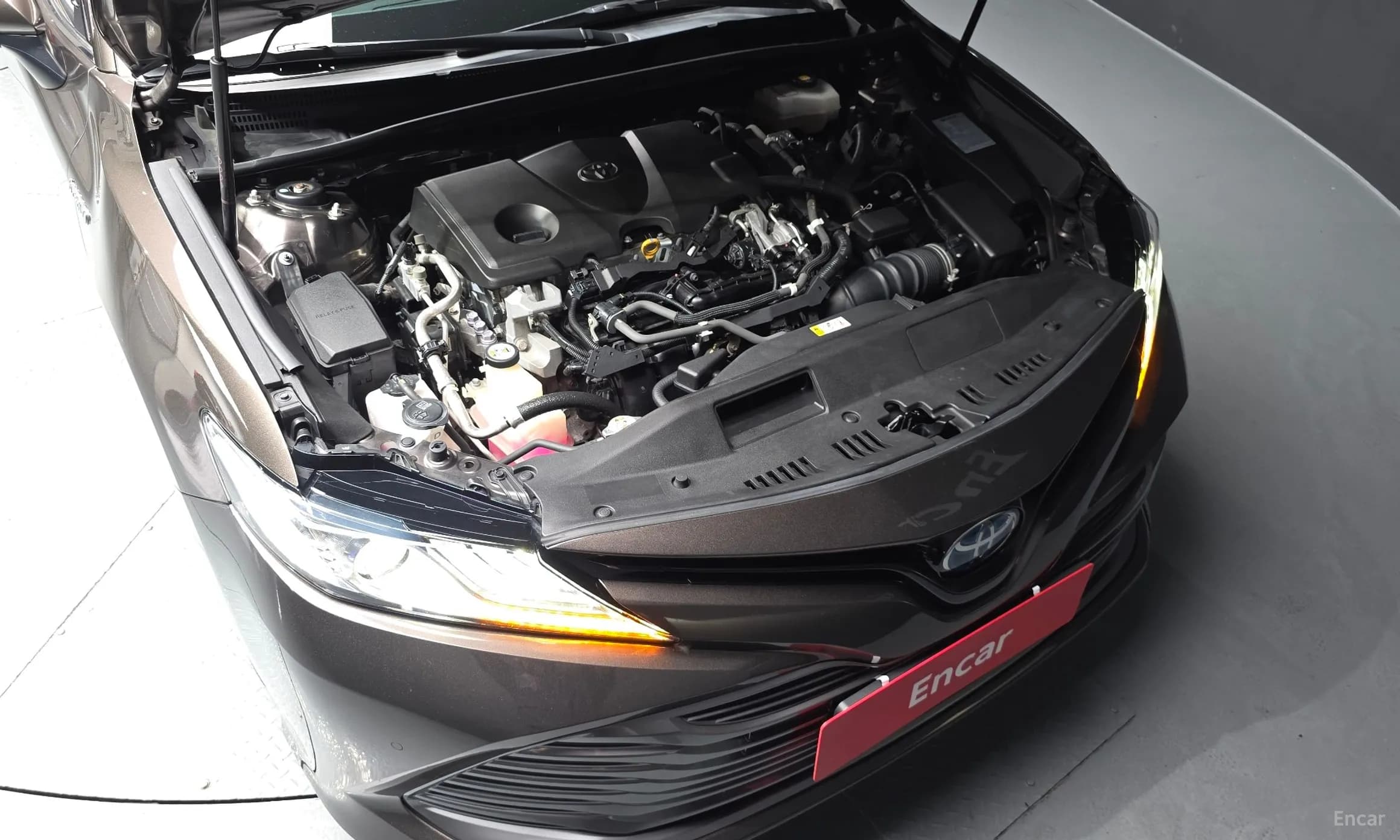 Camry (XV70)