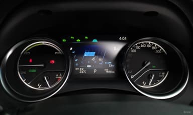 Camry (XV70)
