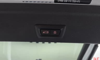 X6 (G06)