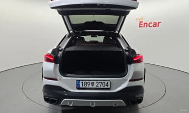 X6 (G06)