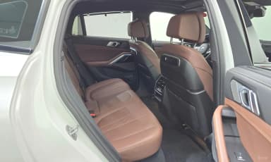 X6 (G06)