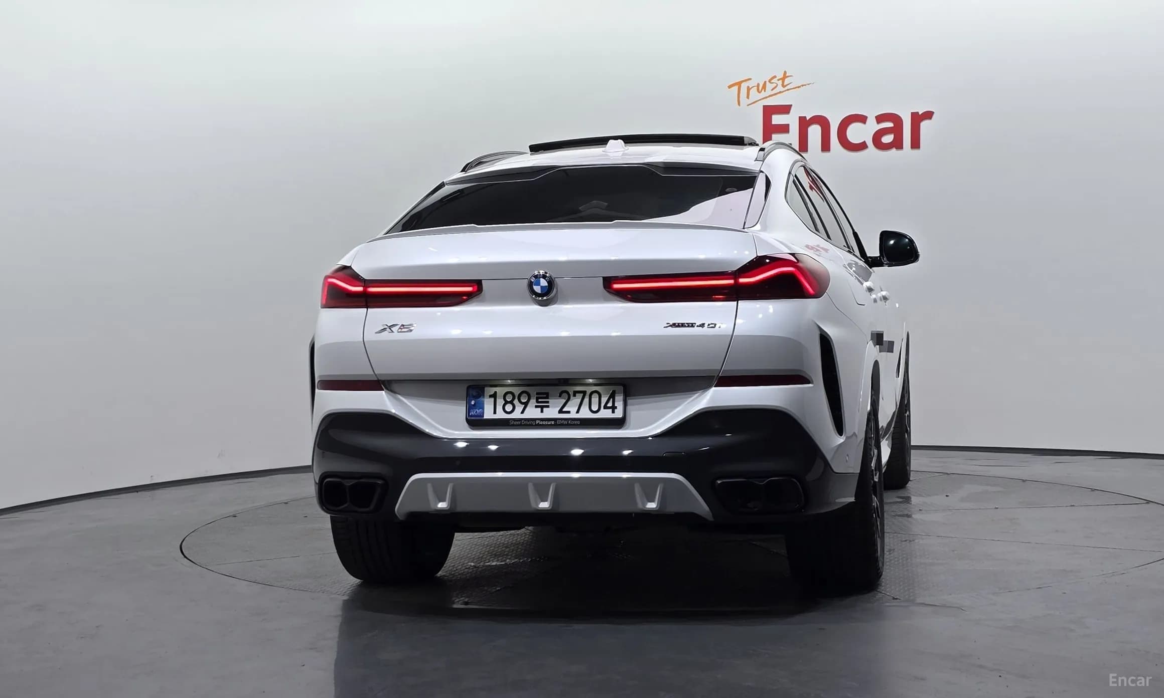 X6 (G06)