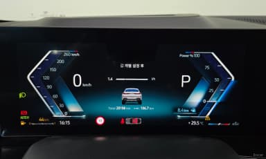 X6 (G06)
